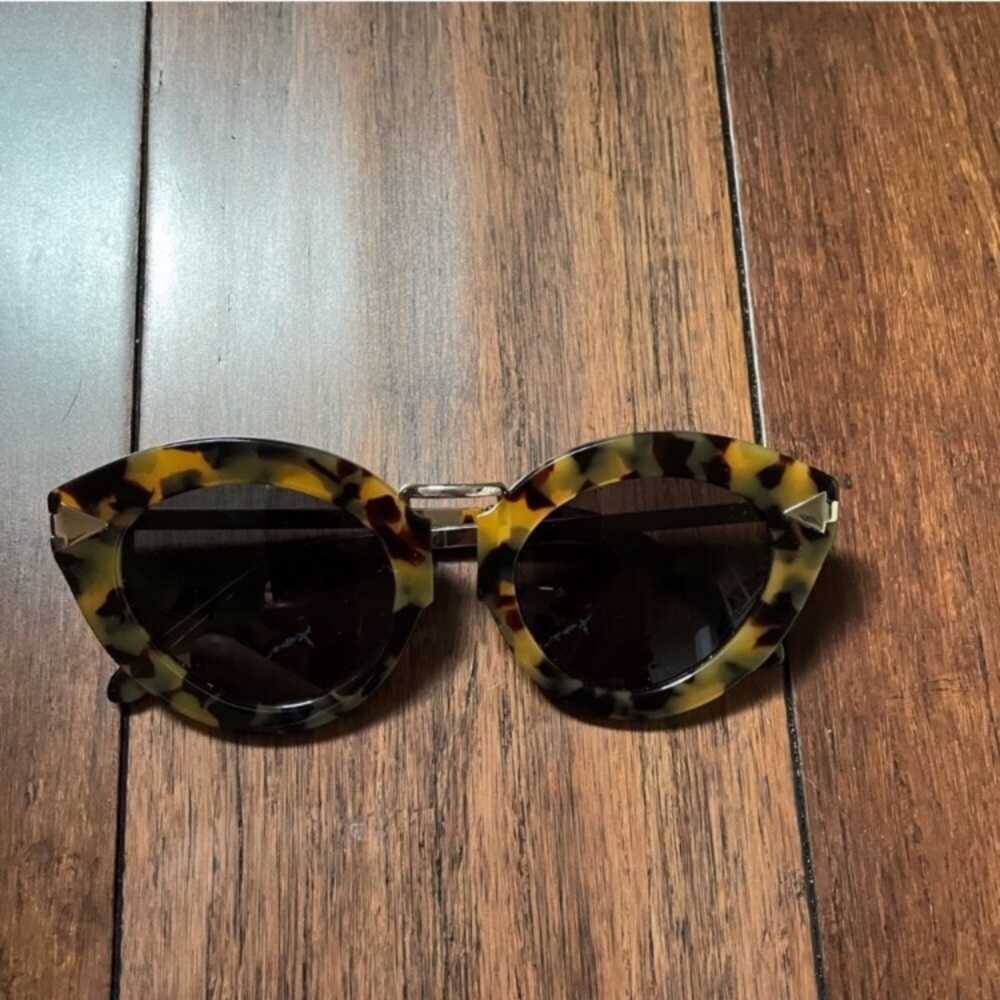Lunar Flowerpatch sunglasses